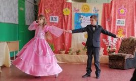 День матери России. 2023-24 уч год. Вальс для мам.Кривов Сергей и Алексеева Ксения 4 классс