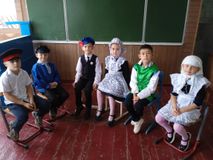  2024-2025уч.год-   Первая репетиция сказки "Каша из топора"