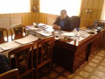 в кабинете у директора